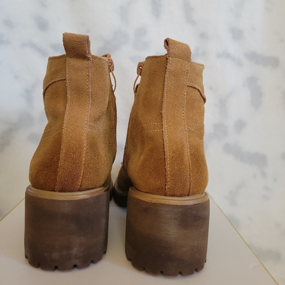 Heqimei wheat color boots Size 7 - Picture 4 of 5